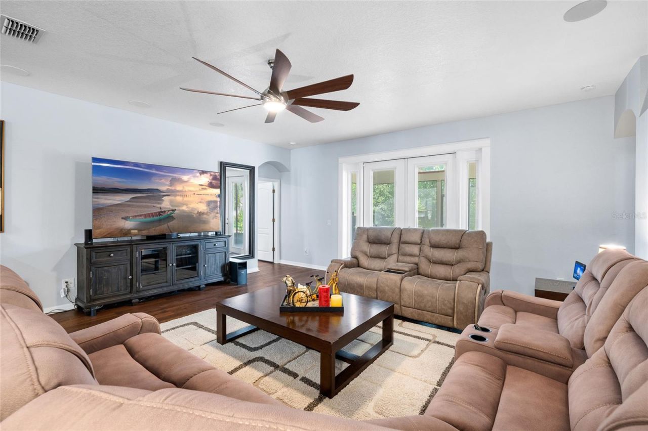 10839 Breaking Rocks Drive , Tampa, FL 33647 Photo