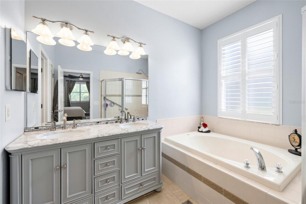 10839 Breaking Rocks Drive , Tampa, FL 33647 Photo