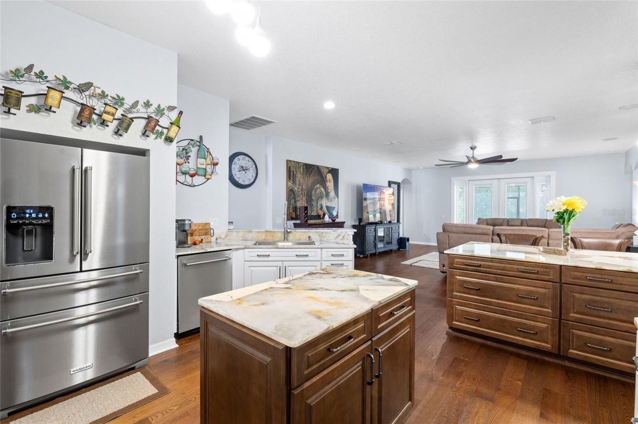 10839 Breaking Rocks Drive , Tampa, FL 33647 Photo