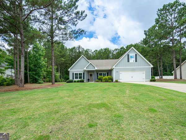 200 Fenwick Farms Drive, Lagrange, GA 30241