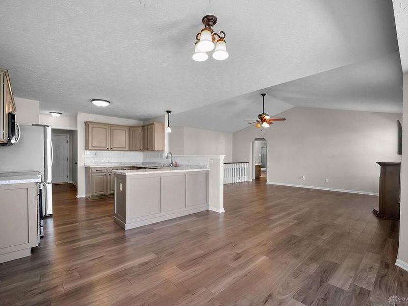 303 E Arlington Drive, Trenton, OH 45067 Photo 16