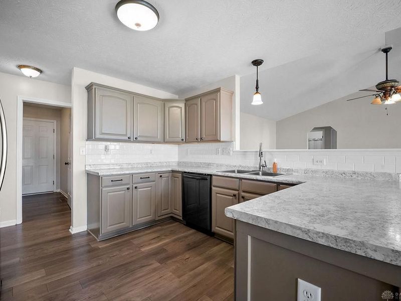 303 E Arlington Drive, Trenton, OH 45067 Photo 19