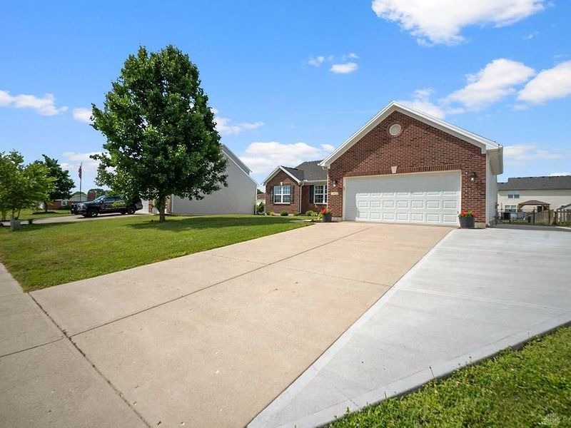 303 E Arlington Drive, Trenton, OH 45067 Photo 7