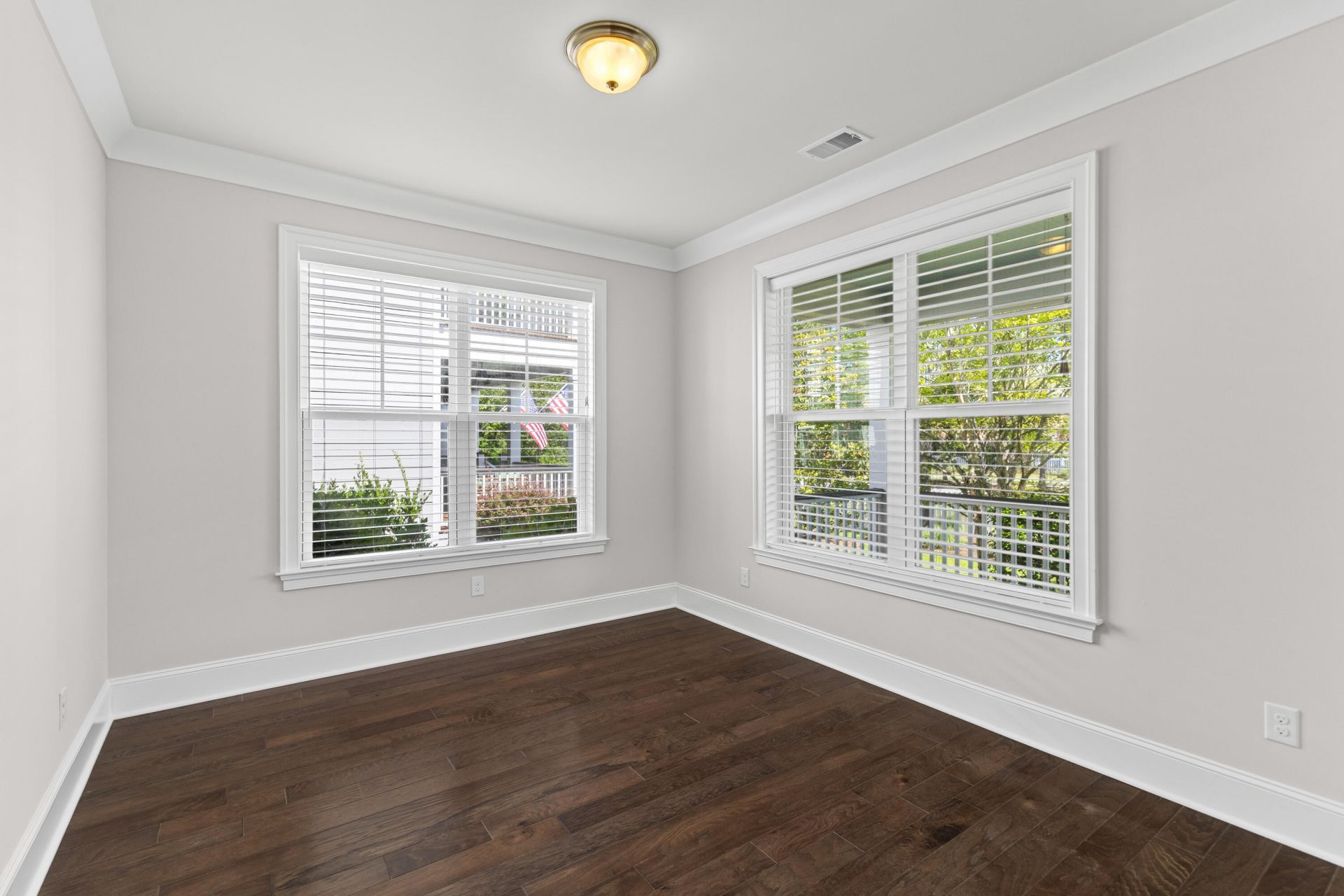 2685 Park West Boulevard Photo 7