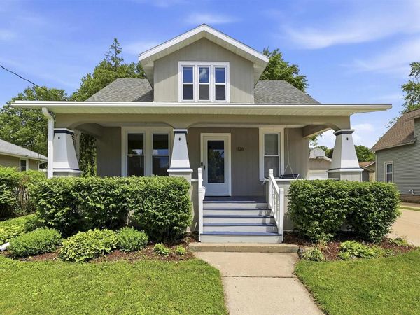 1126 W HARRIS STREET, Appleton, WI 54914