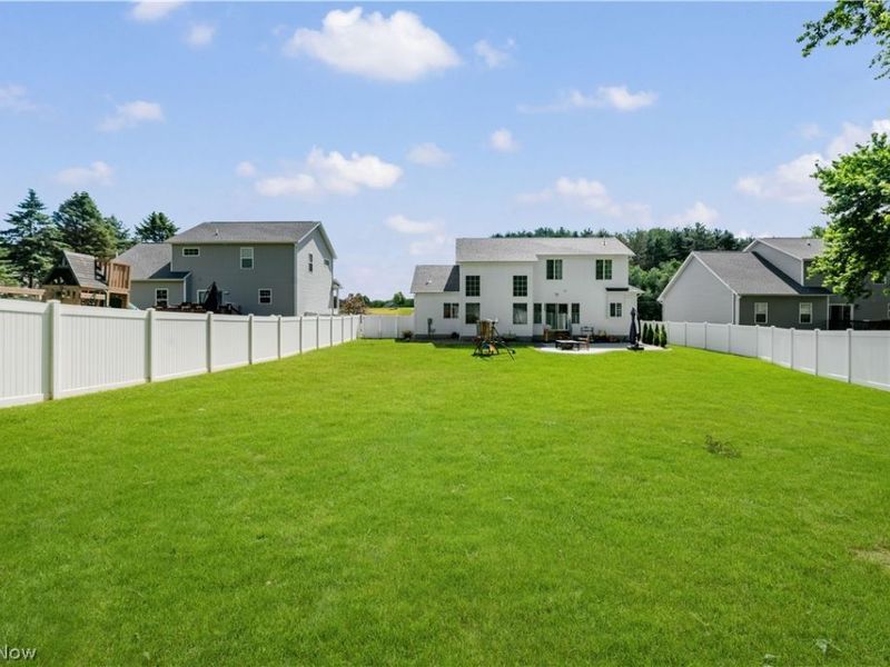 10543 Mogadore Avenue NW, Uniontown, OH 44685 Photo 35
