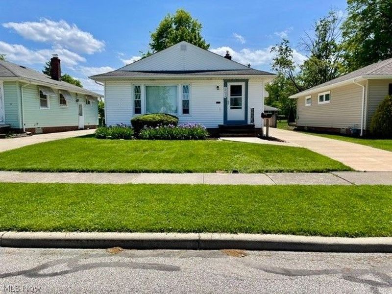 28634 Forest Road, Willowick, OH 44095 Photo 2