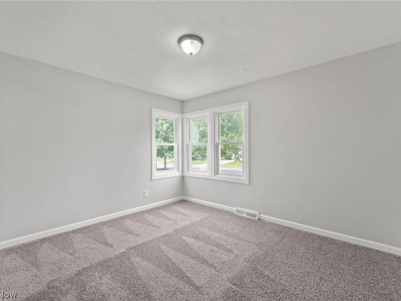 2376 Harding Road, Cuyahoga Falls, OH 44223 Photo 10