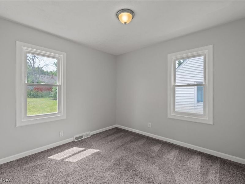 2376 Harding Road, Cuyahoga Falls, OH 44223 Photo 11