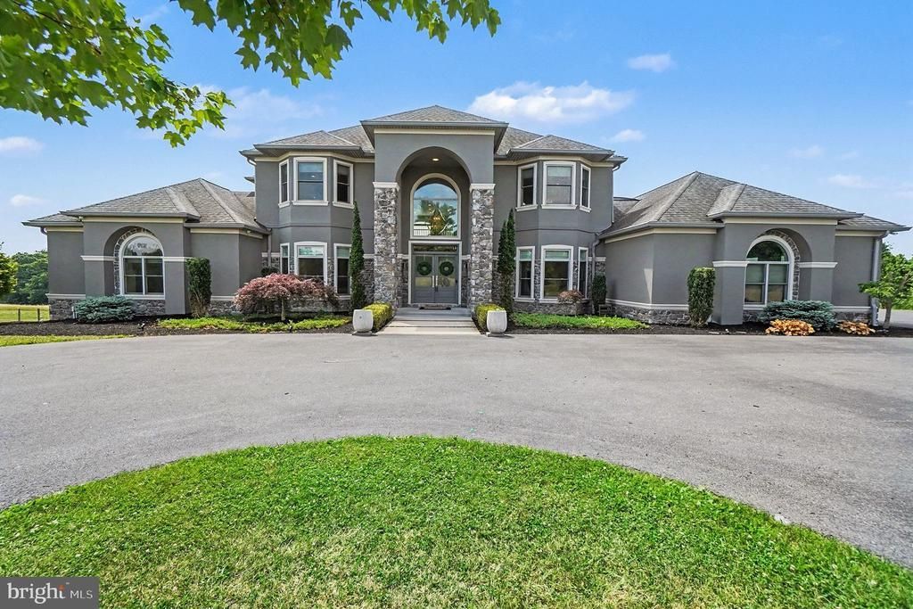 6551 RED TOP ROAD , HARRISBURG, PA 17111