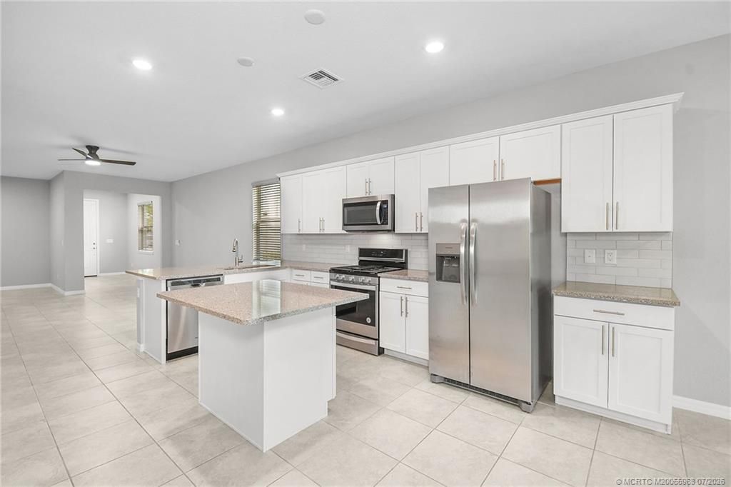 10214 SW Captiva Drive, Port Saint Lucie, FL 34987 Photo