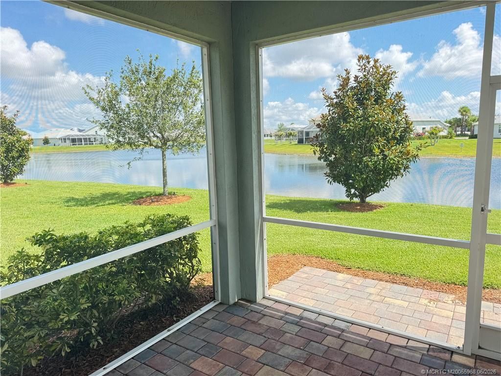 10214 SW Captiva Drive, Port Saint Lucie, FL 34987 Photo