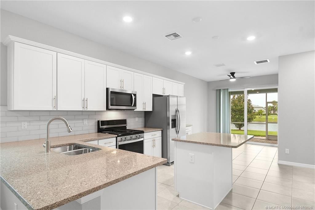 10214 SW Captiva Drive, Port Saint Lucie, FL 34987 Photo