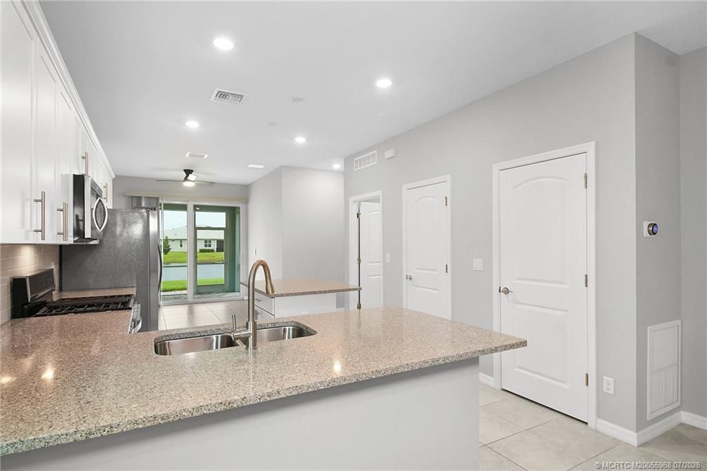 10214 SW Captiva Drive, Port Saint Lucie, FL 34987 Photo