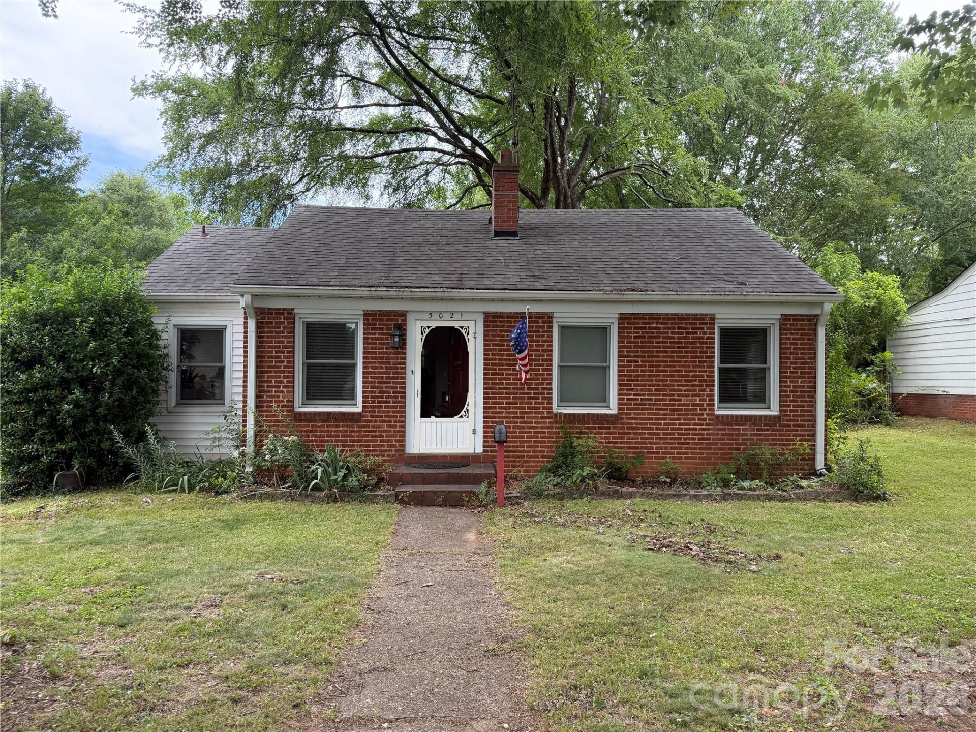 5021 Elder Avenue, Charlotte, NC 28205 Main Photo