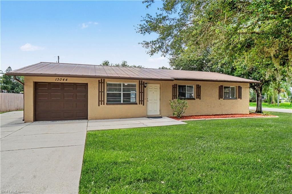 13044 Seventh St, Fort Myers, FL 33905 Photo
