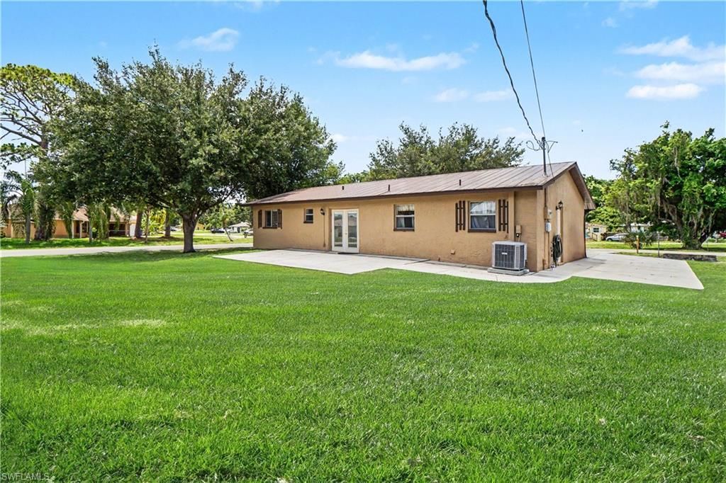 13044 Seventh St, Fort Myers, FL 33905 Photo