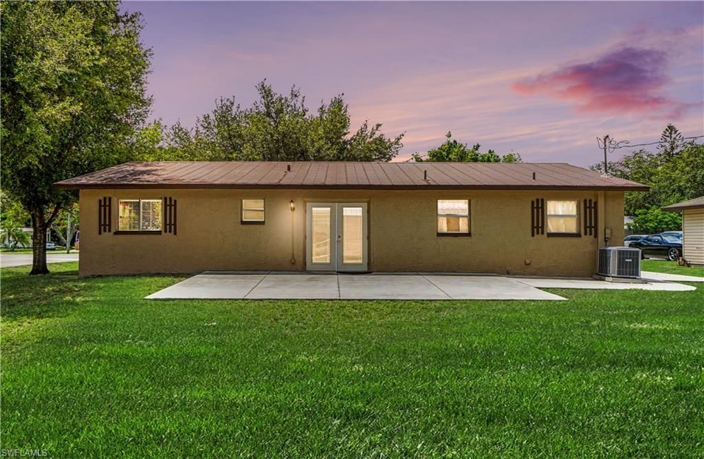 13044 Seventh St, Fort Myers, FL 33905 Photo