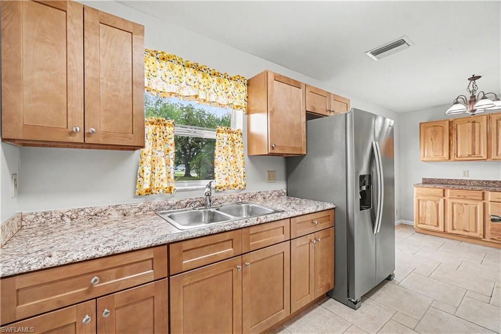 13044 Seventh St, Fort Myers, FL 33905 Photo