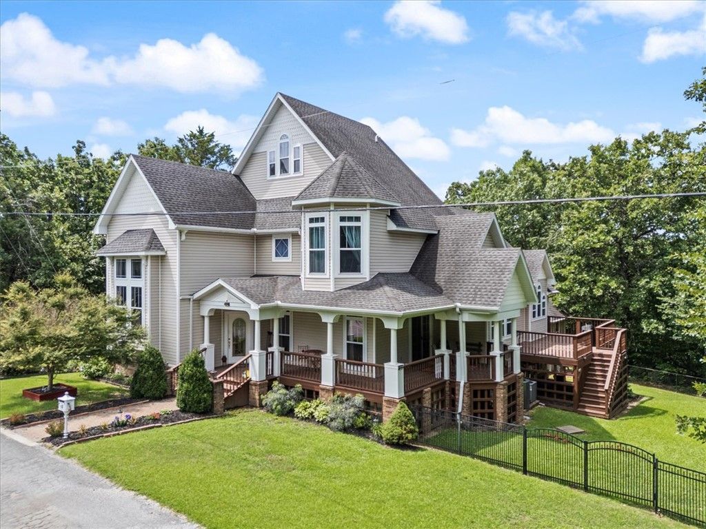 2 Ewes Lane  Bella Vista, AR 72715