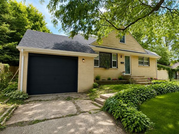 2707 Hampden Court , Rockford, IL 61107