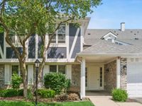 256 Southwick Court, Vernon Hills, IL 60061 primary photo