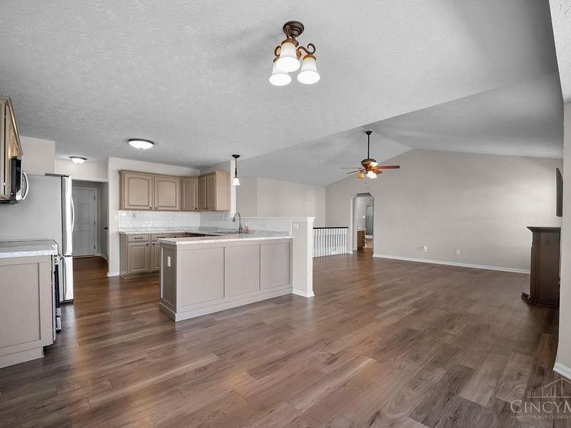 303 E Arlington, Trenton, OH 45067 Photo 10