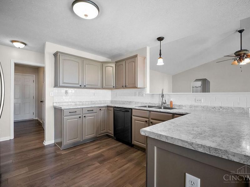 303 E Arlington, Trenton, OH 45067 Photo 17