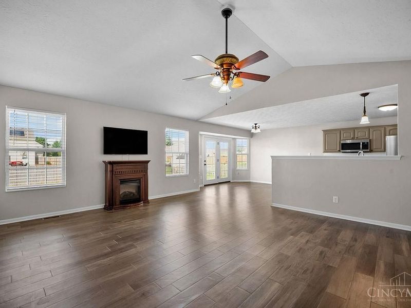 303 E Arlington, Trenton, OH 45067 Photo 20