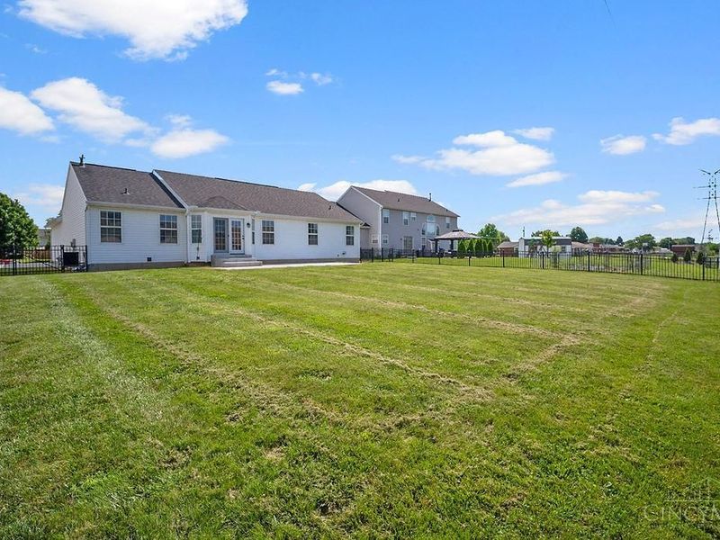 303 E Arlington, Trenton, OH 45067 Photo 43