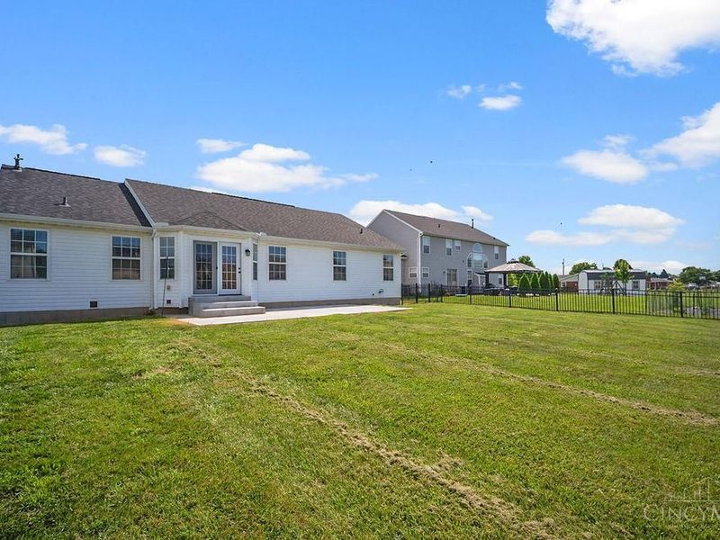 303 E Arlington, Trenton, OH 45067 Photo 49