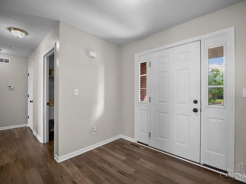 303 E Arlington, Trenton, OH 45067 Photo 7