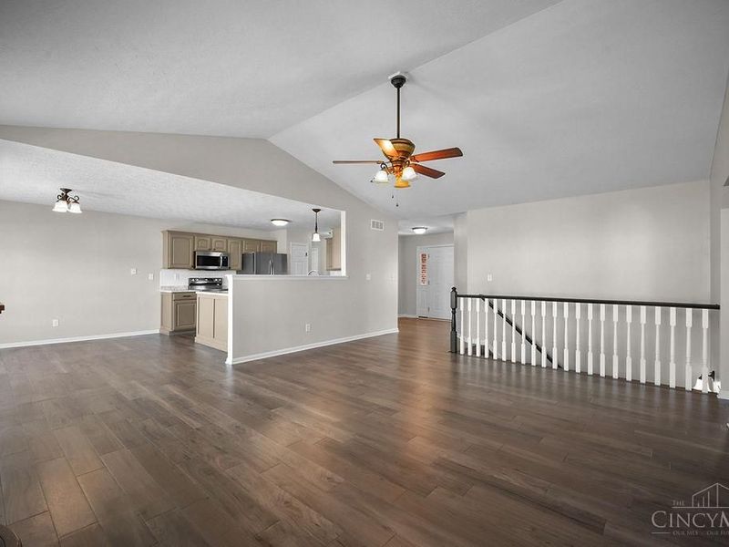 303 E Arlington, Trenton, OH 45067 Photo 8