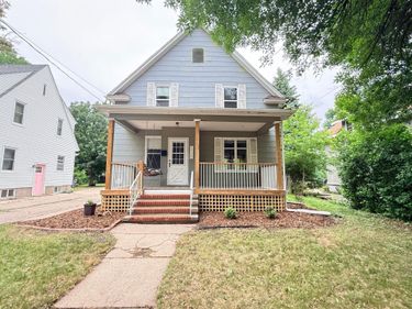 1120 4th Avenue S, Moorhead, MN 56560