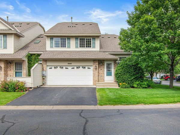 9949 Hamlet Lane S, Cottage Grove, MN 55016