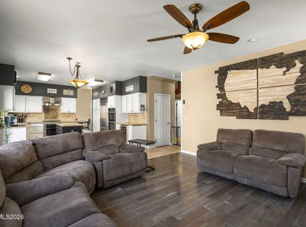 1720 Crestside Court, Sparks, NV 89436 Photo
