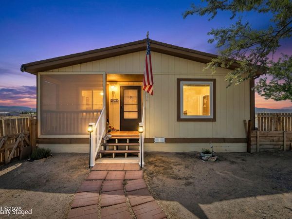 2290 E Cougar Street, Silver Springs, NV 89429