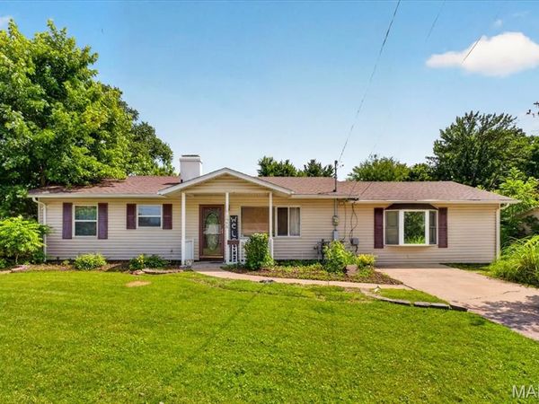 1448 Ladd Avenue , Edwardsville, IL 62025