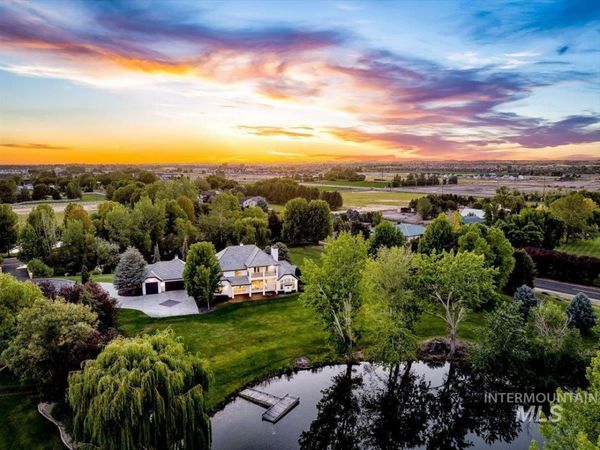 7002 W Avignon Ln, Eagle, ID 83616