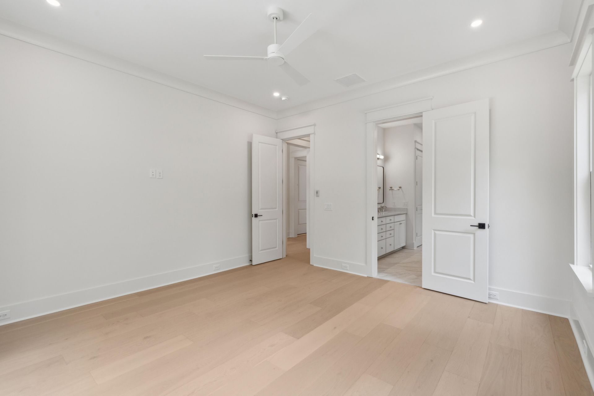 2768 Burden Creek Road Photo 30
