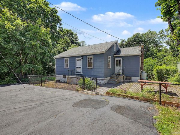 121 Putnam Drive , Carmel, NY 10512