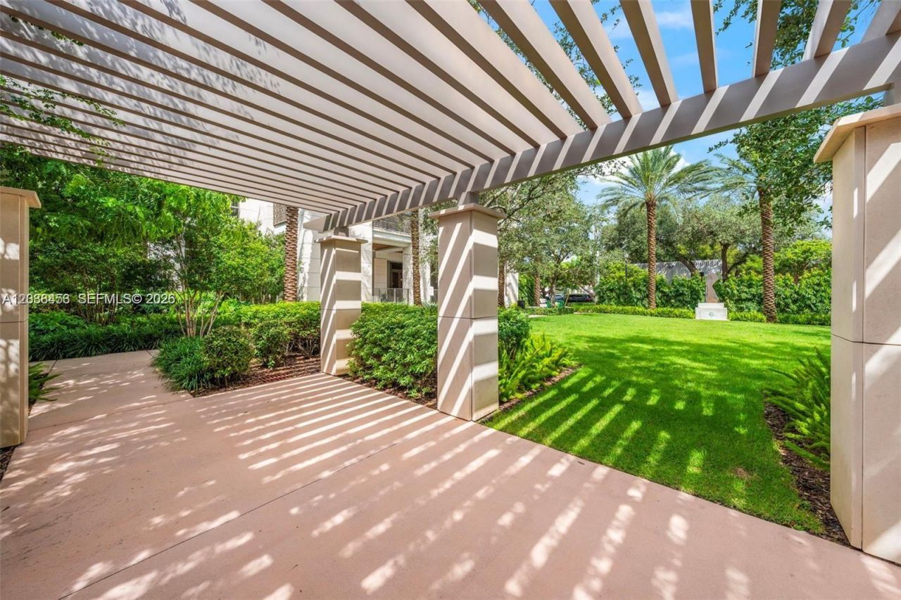 515 Valencia Ave , Unit 802, Coral Gables, FL 33134 Photo