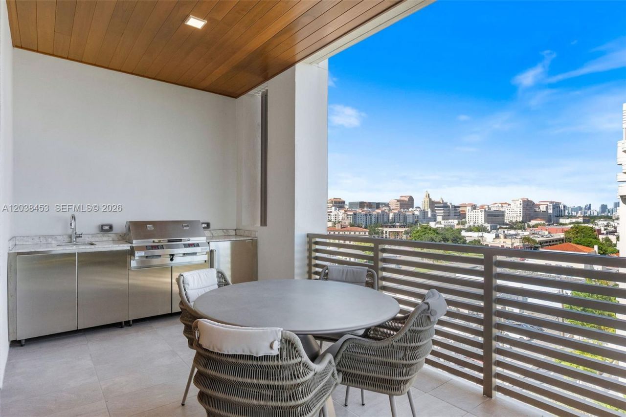 515 Valencia Ave , Unit 802, Coral Gables, FL 33134 Photo