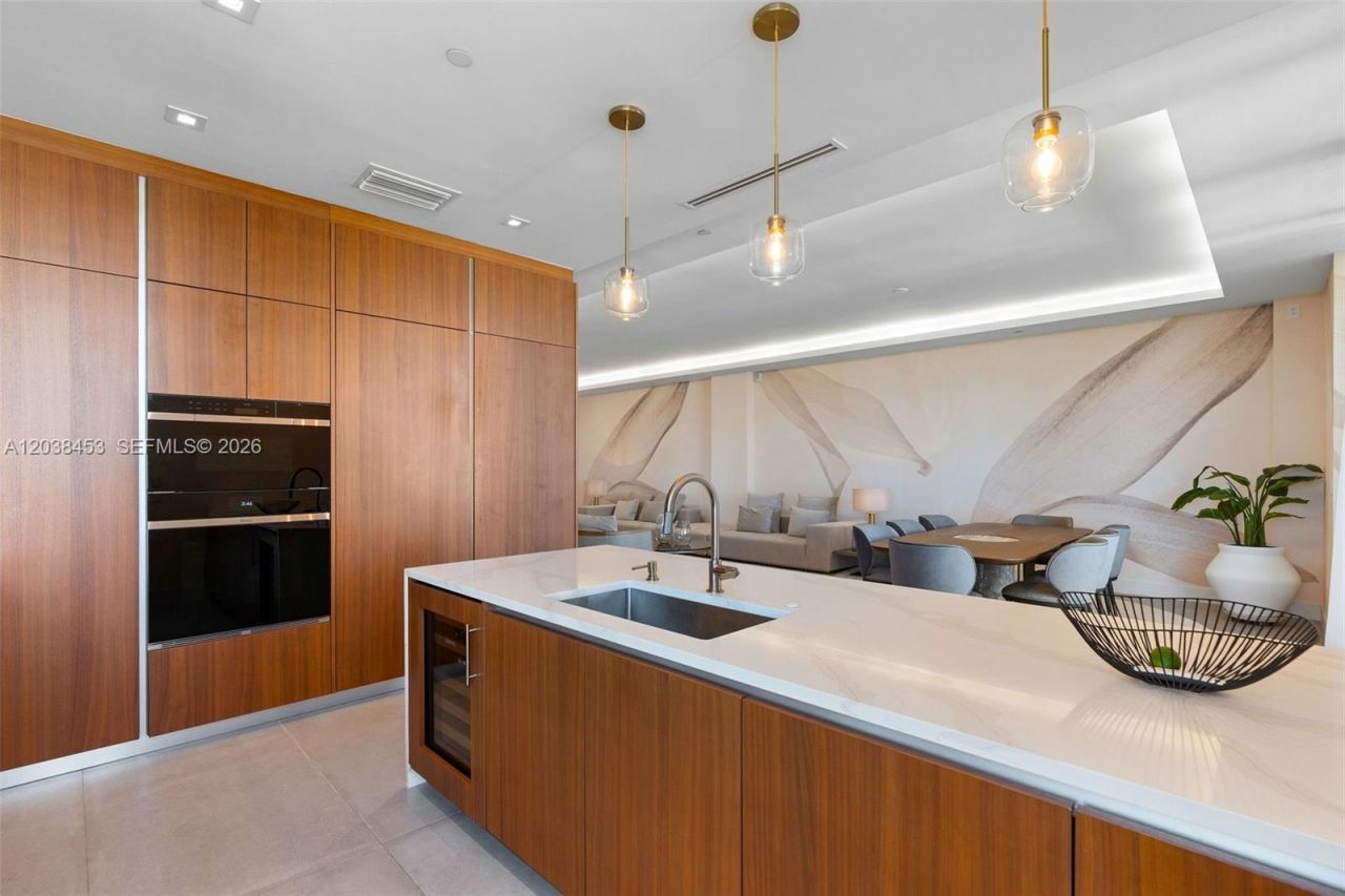 515 Valencia Ave , Unit 802, Coral Gables, FL 33134 Photo