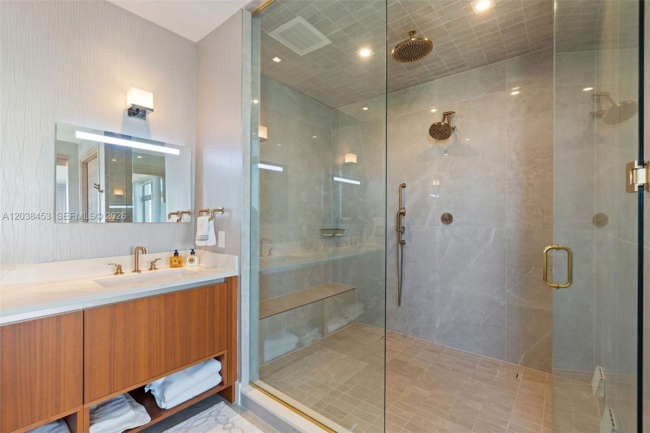 515 Valencia Ave , Unit 802, Coral Gables, FL 33134 Photo