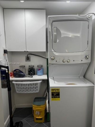 21300 San Simeon Way , Unit 01, Miami, FL 33179 Photo