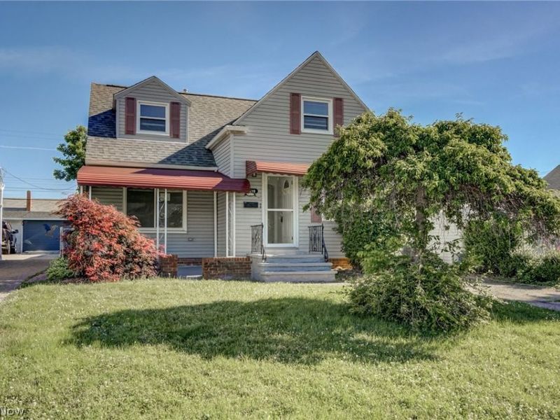 5410 Renwood Drive, Parma, OH 44129 Photo 3
