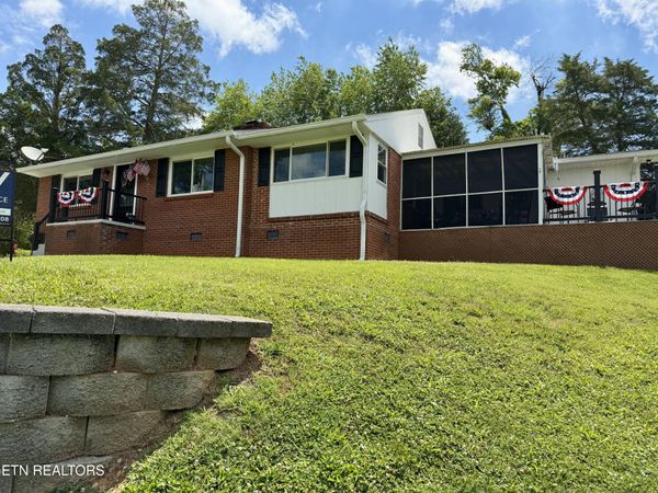 332 Euclid Ave, Kingston, TN 37763