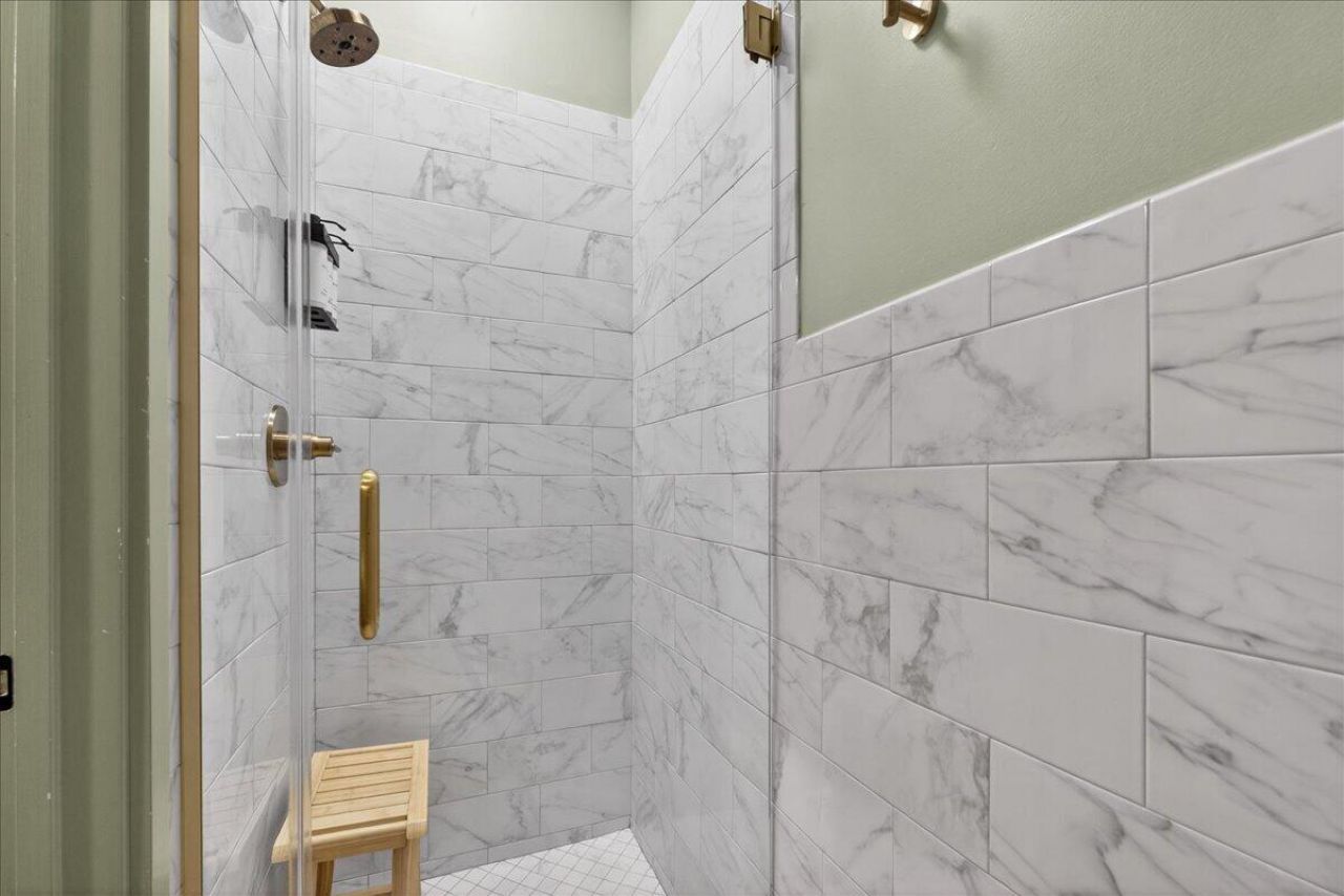 201 Ashley Avenue Photo 13