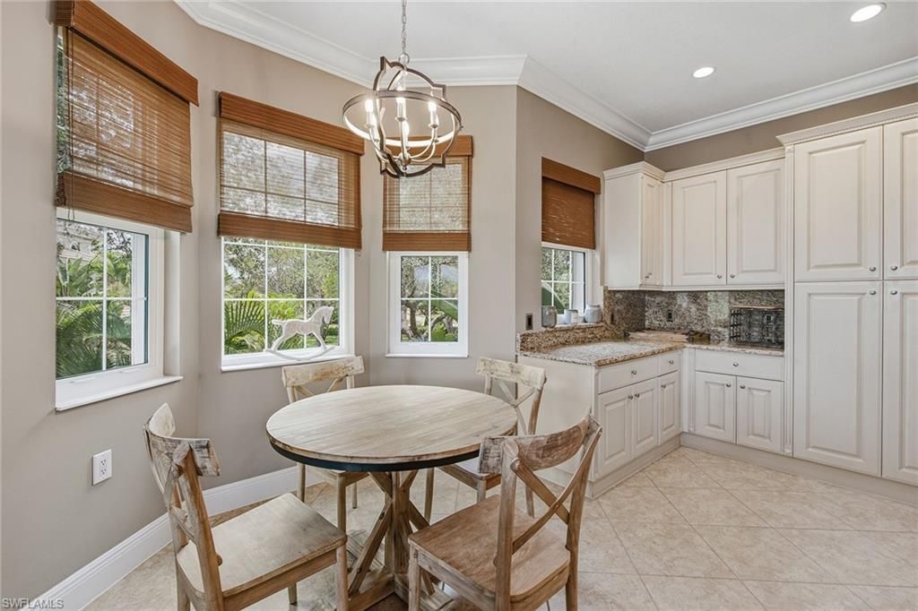 9270 Campanile Cir, Unit 204, Naples, FL 34114 Photo